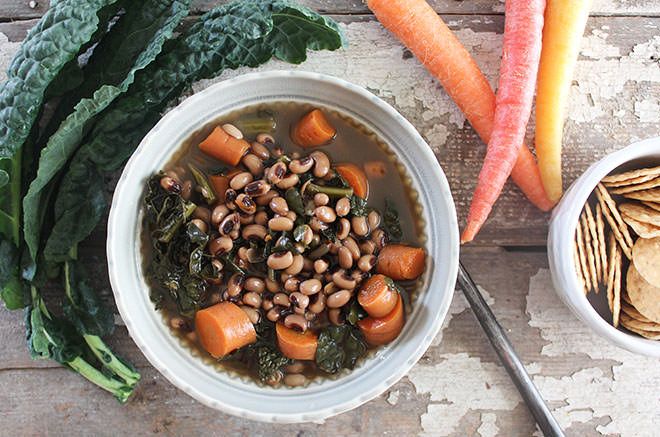 Black-eyed Peas and Kale Soup | nutritionstripped.com