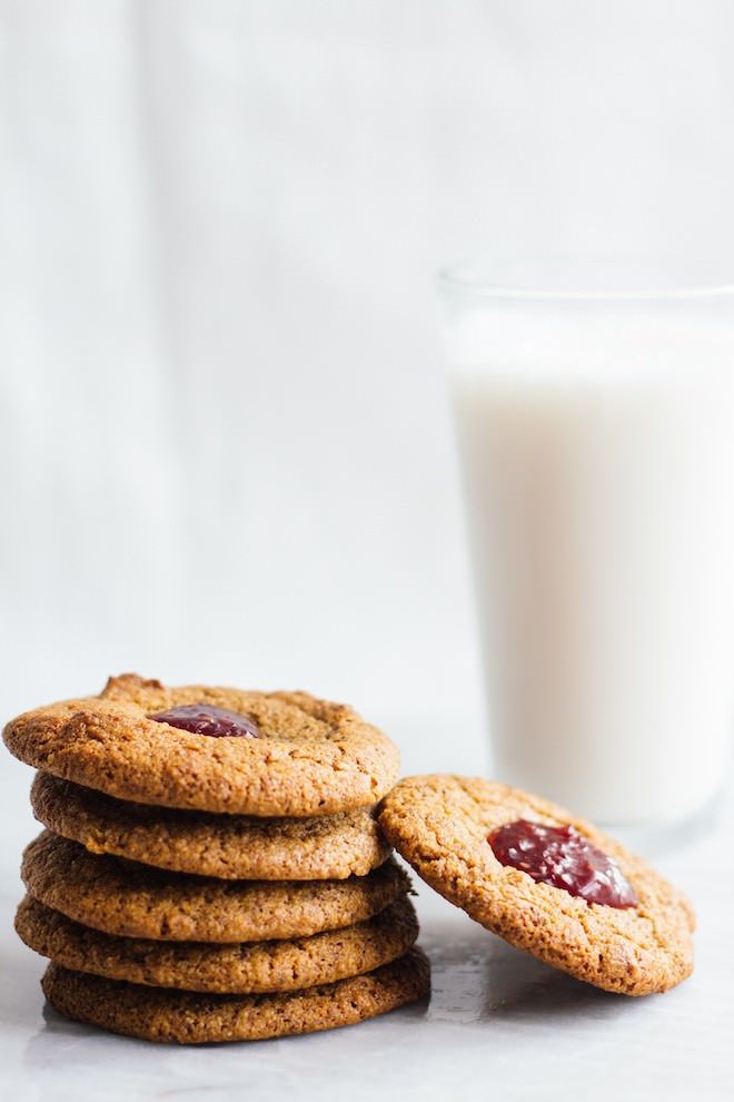 Almond Raspberry Thumbprint Cookies gluten free | Nutrition Stripped