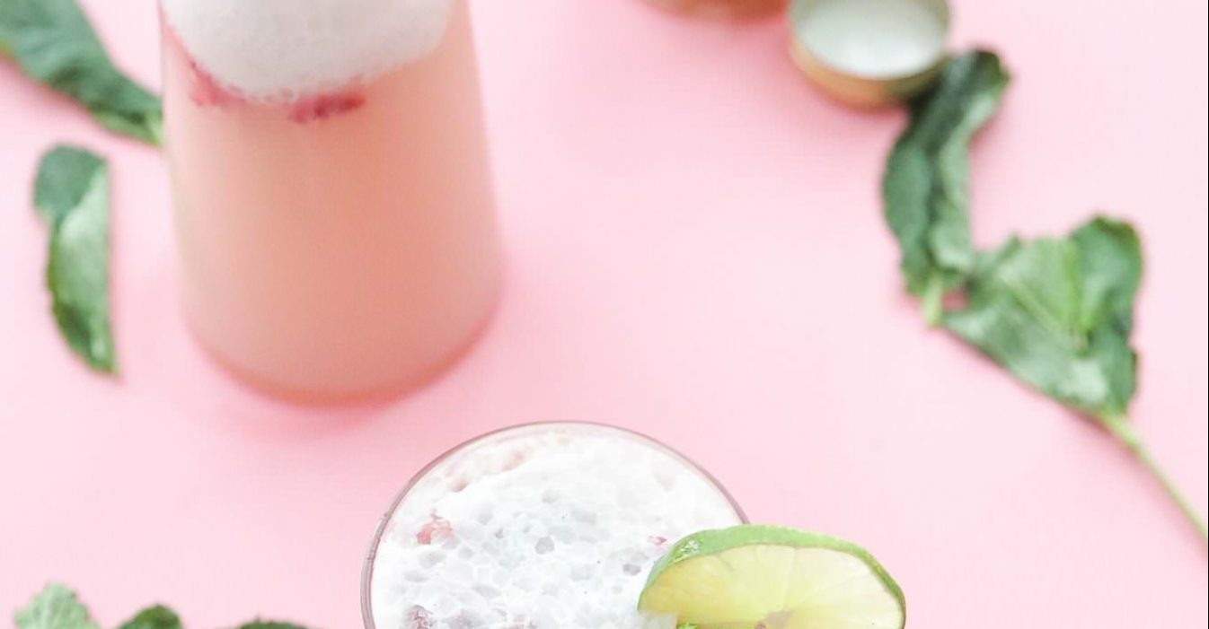 Sparkling Botanical Ice Cream Float | Nutrition Stripped