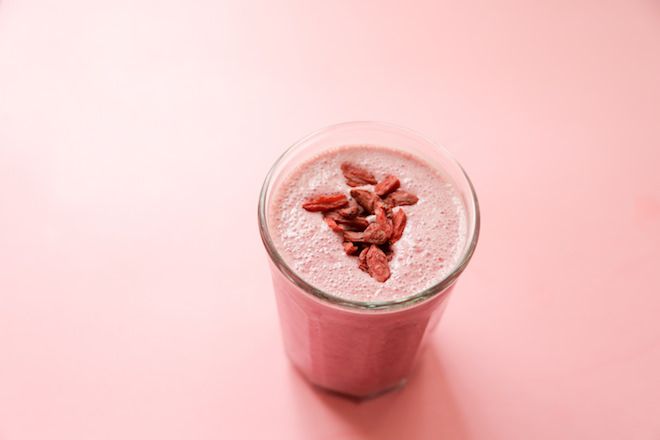 Ultimate Reds Smoothie | Nutrition Stripped