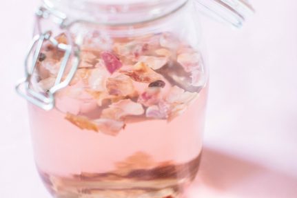 How To Make Herbal Infusions | Nutrition Stripped