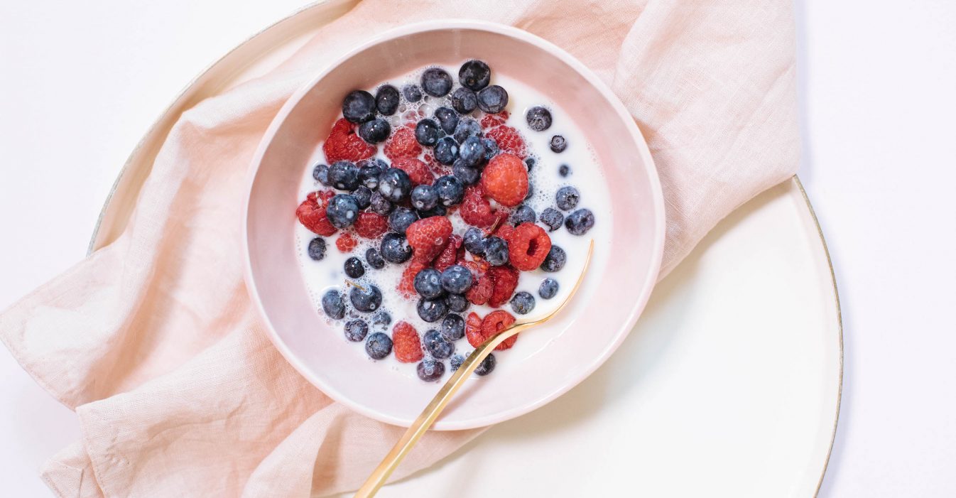 Warm Berry Bowl | Nutrition Stripped