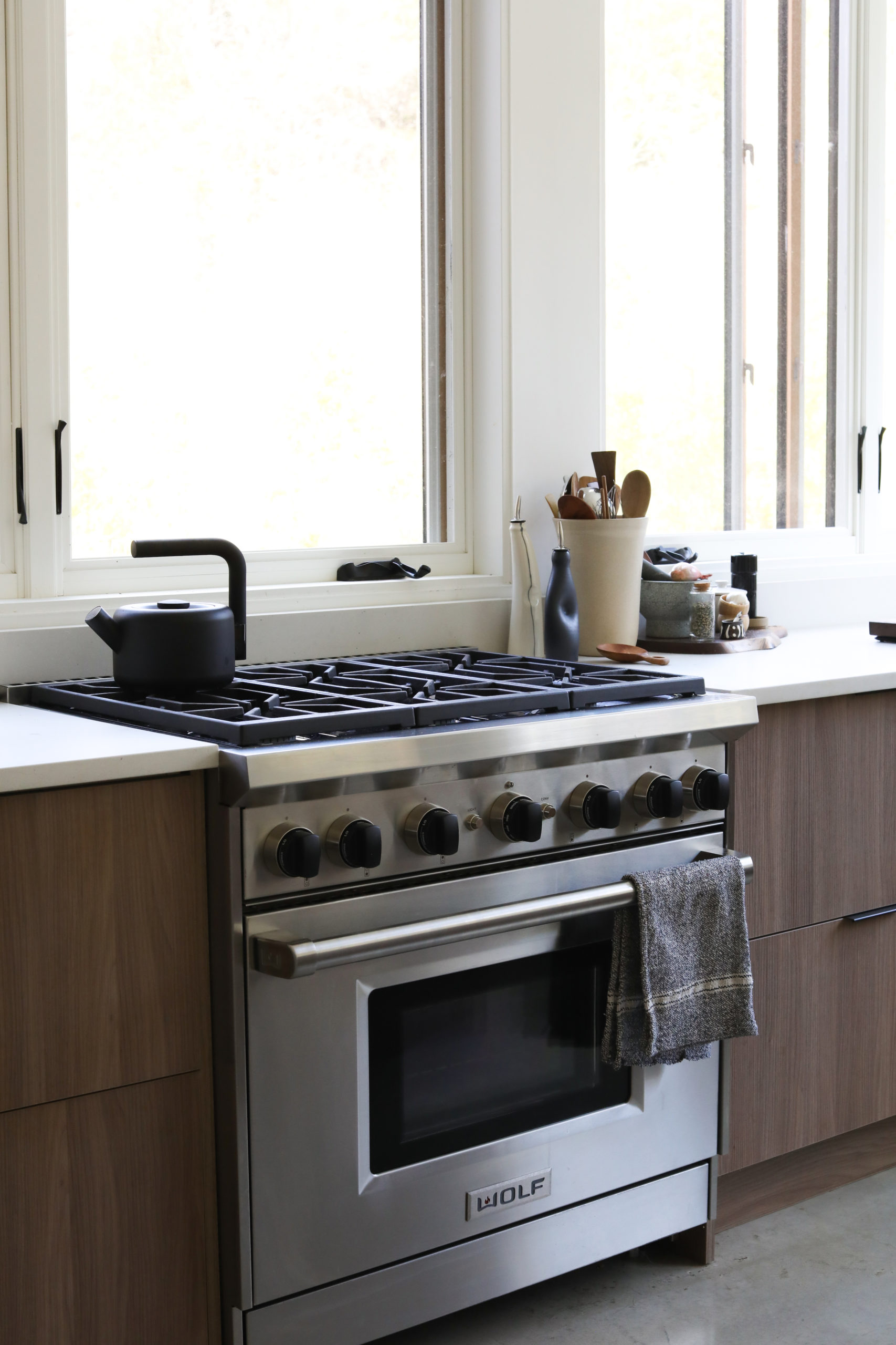 The Best Kitchen Essentials List: Must-Have Necessities for Your Home